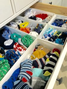 Organiser vêtements d'enfants