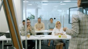 Groupe ressources employés en atelier sur le conflit travail-famille